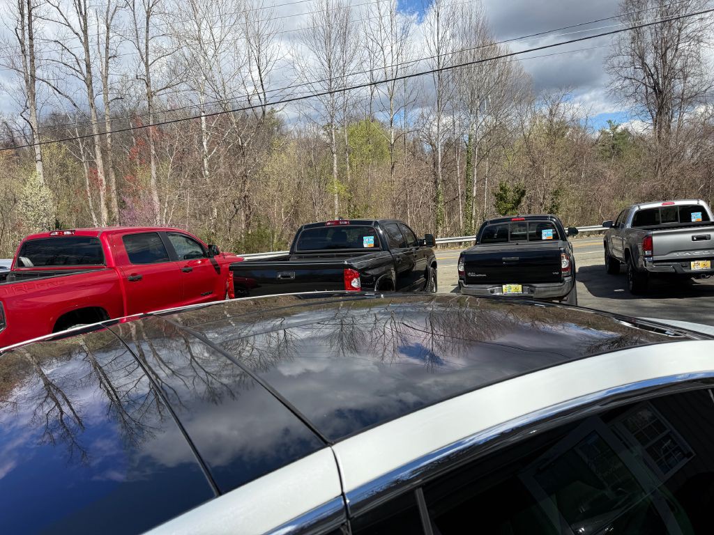 2016 Tesla Model X Image 16