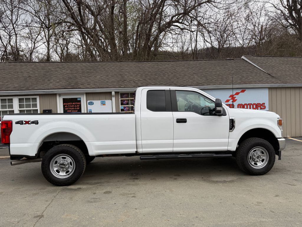 2022 Ford F-350 Image 1