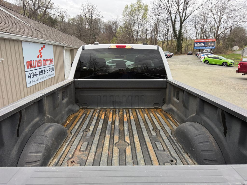 2022 Ford F-350 Image 9