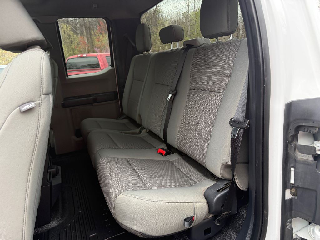 2022 Ford F-350 Image 15