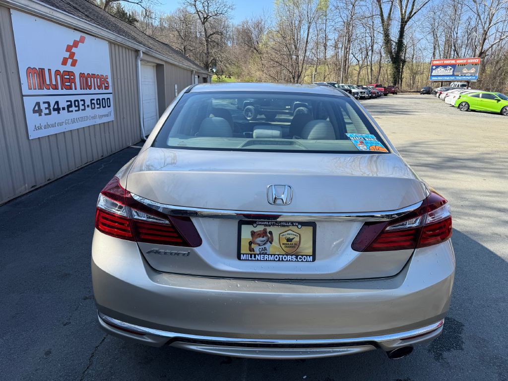 2017 Honda Accord Image 6