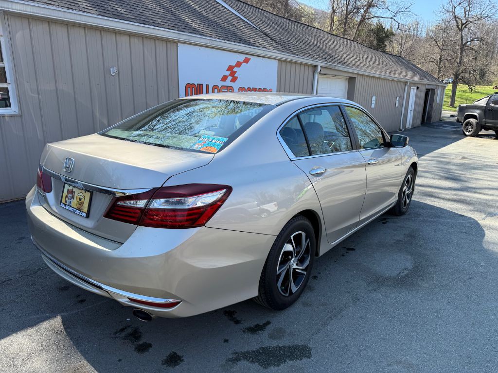 2017 Honda Accord Image 7