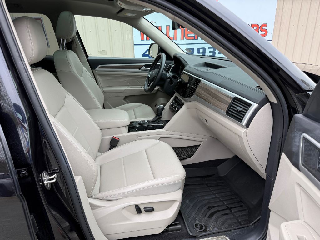 2022 Volkswagen Atlas Image 18