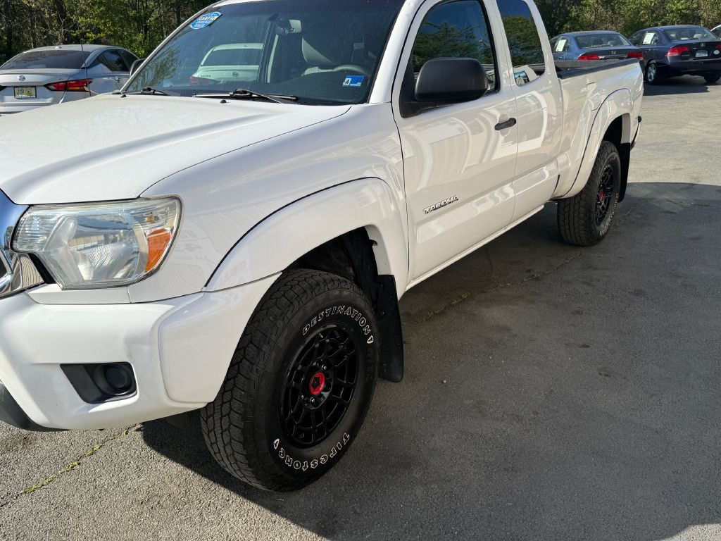 2013 Toyota Tacoma Image 3