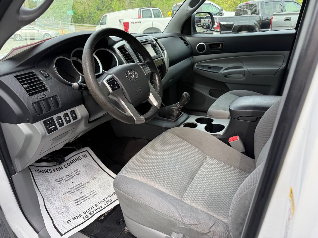 2013 Toyota Tacoma Image 7