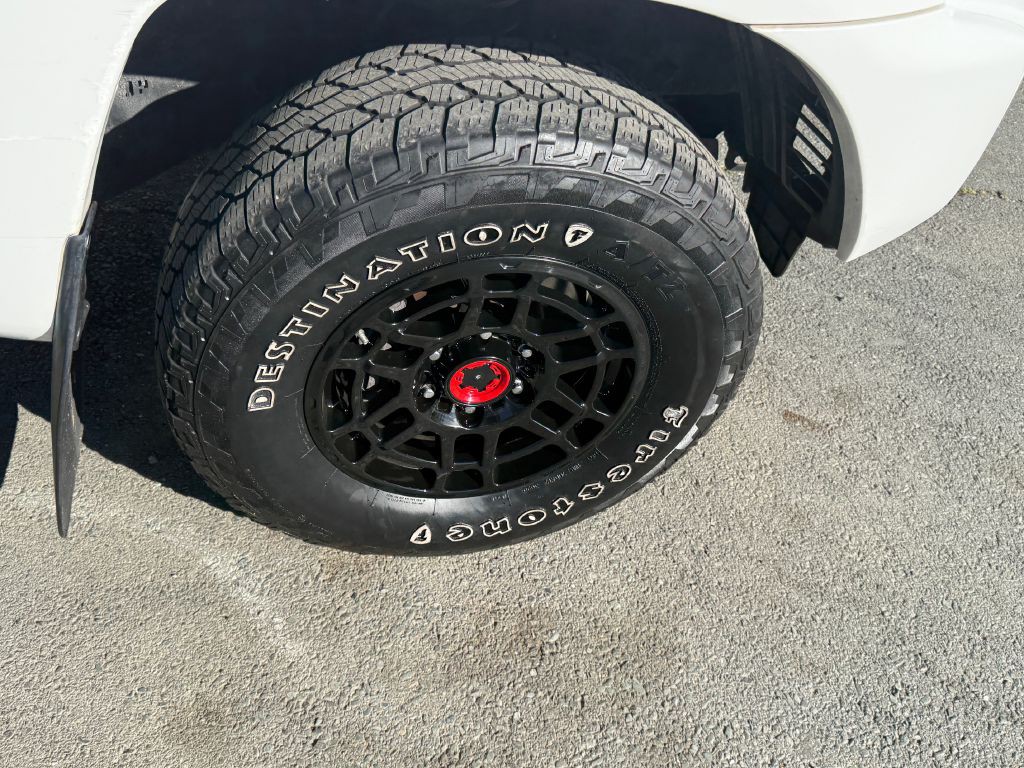 2013 Toyota Tacoma Image 16