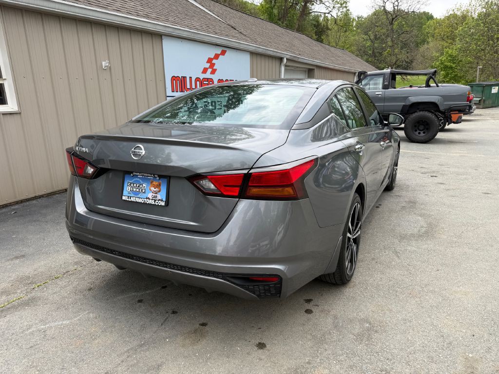 2020 Nissan Altima Image 8