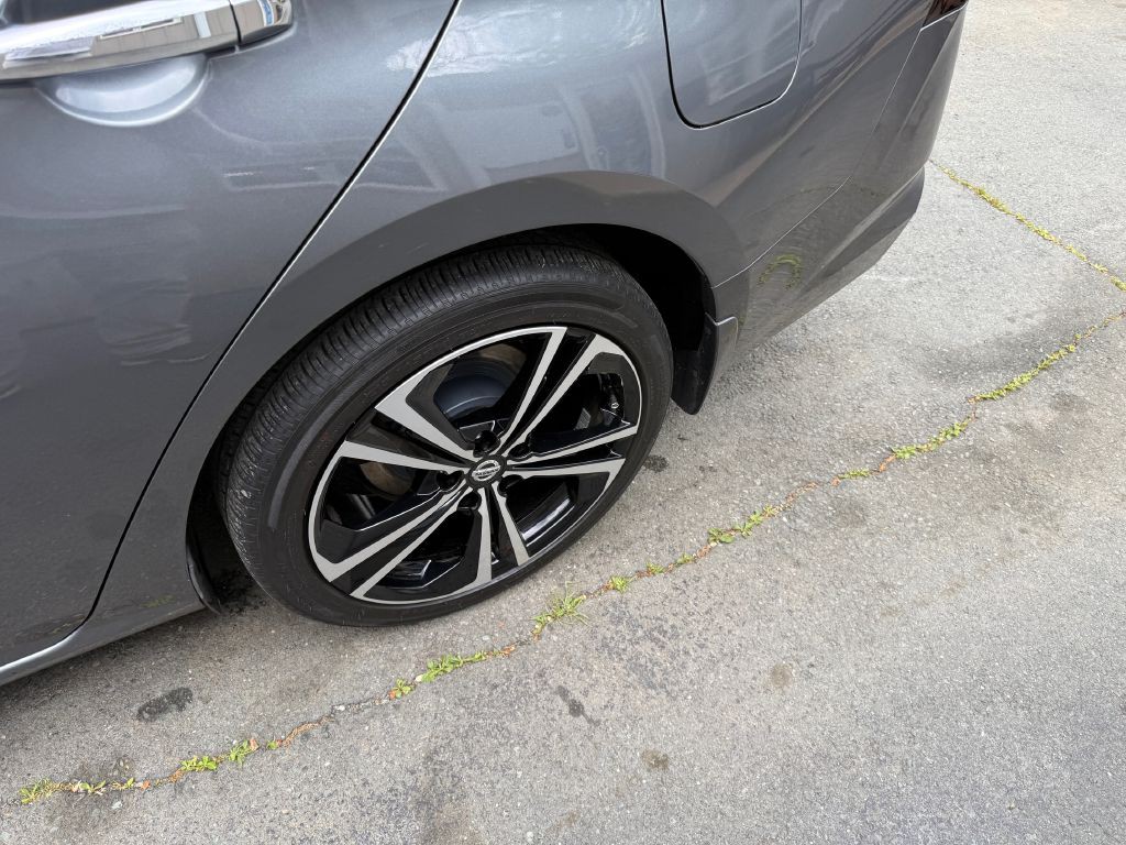 2020 Nissan Altima Image 21