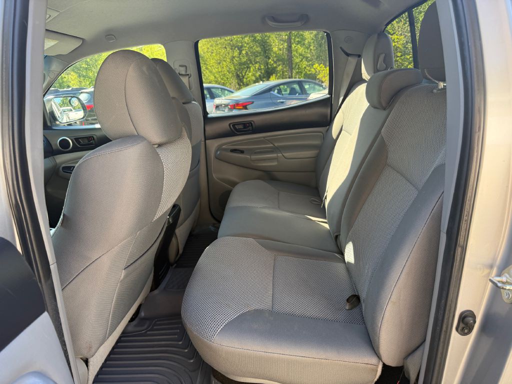 2014 Toyota Tacoma Image 10