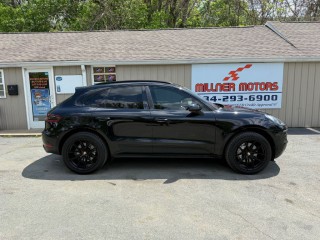 Image for 2017 Porsche Macan S turbo ID: 7370877