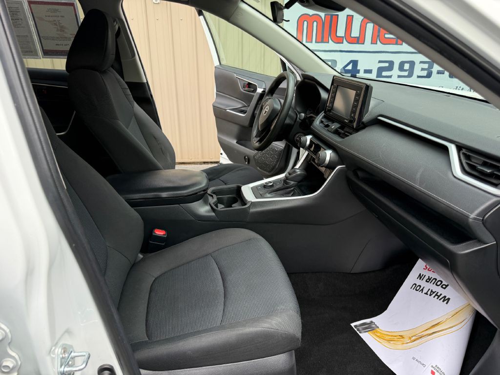 2021 Toyota Rav4 Image 10