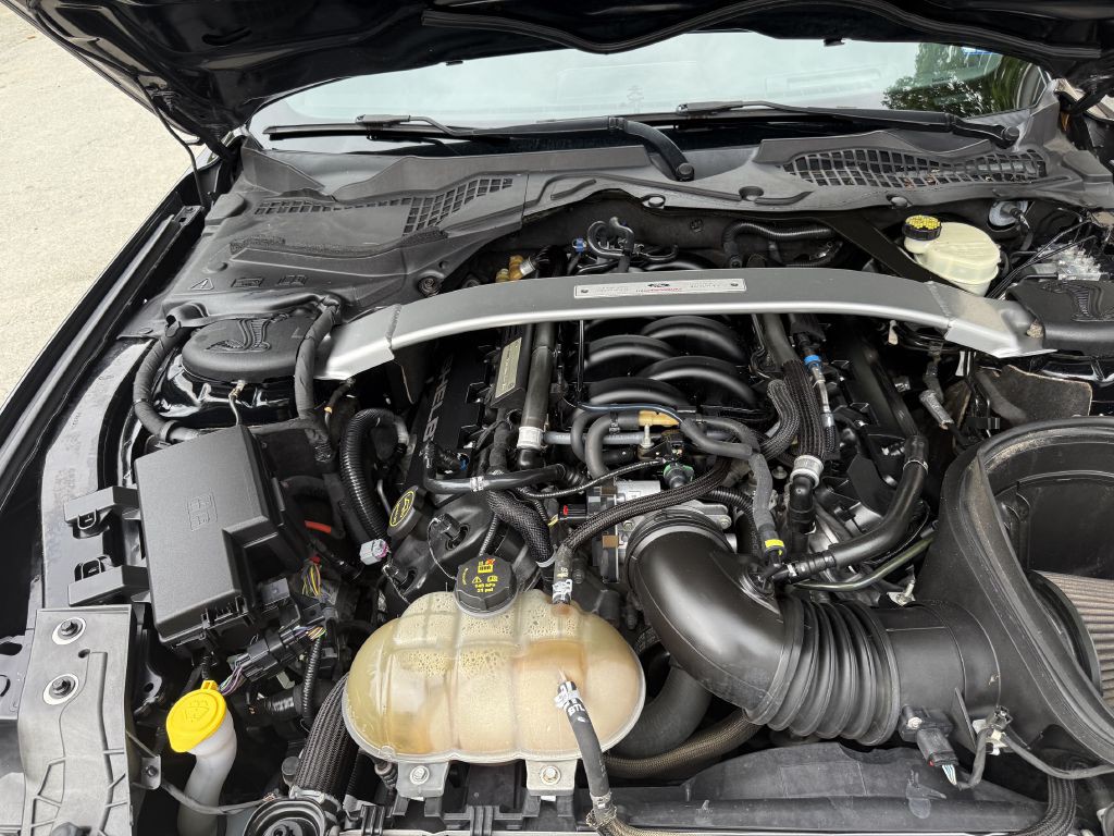 2016 Ford Mustang Image 25