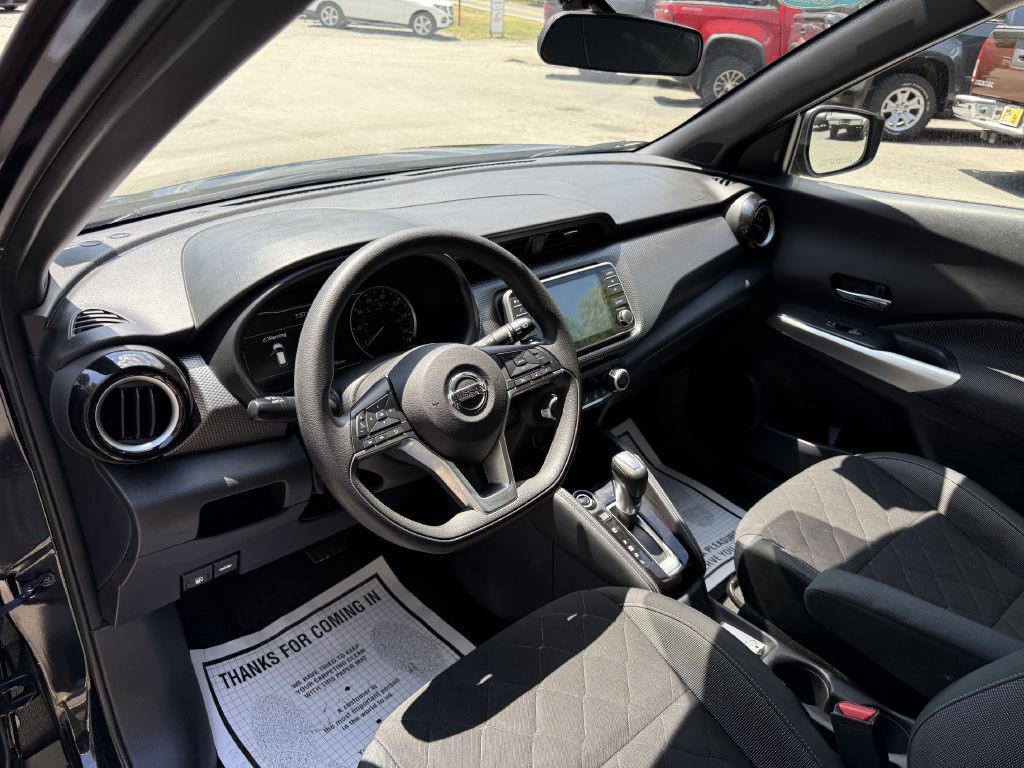 2020 Nissan Kicks Image 9