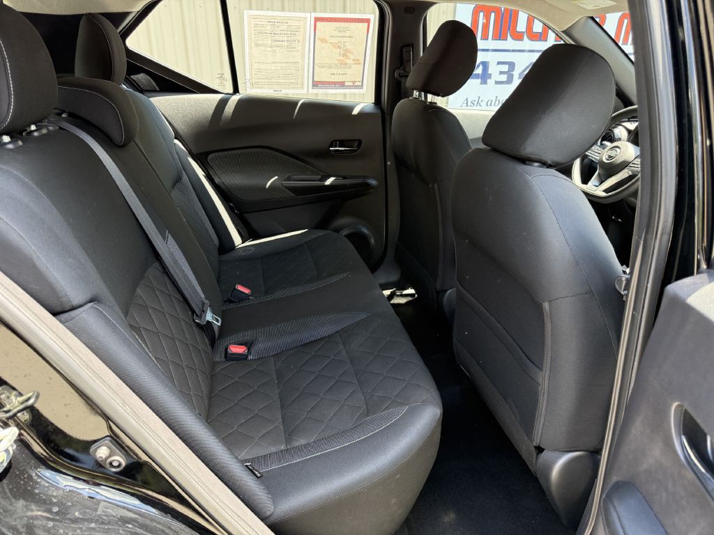 2020 Nissan Kicks Image 16