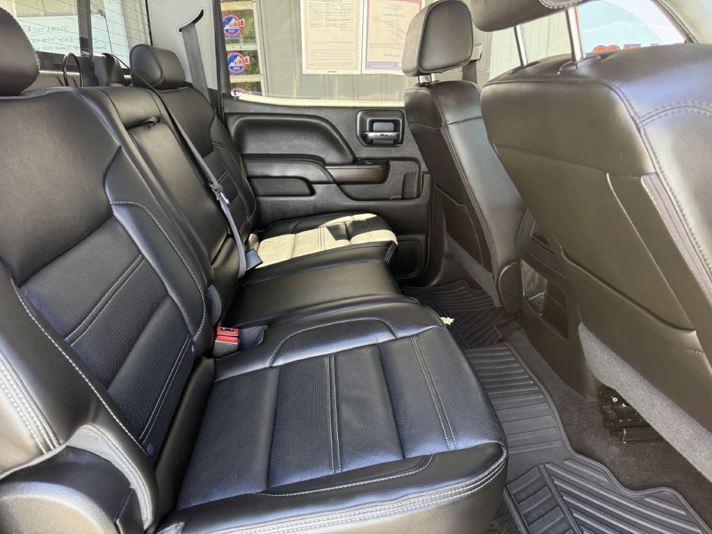 2018 GMC Sierra Image 16