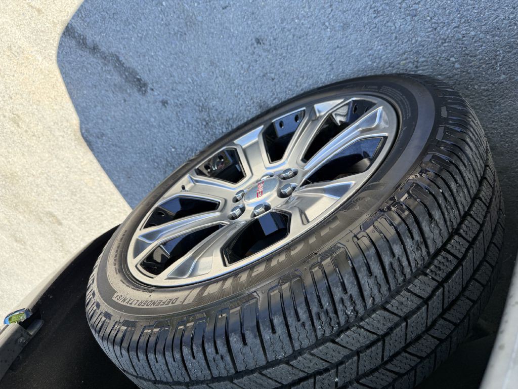 2018 GMC Sierra Image 17