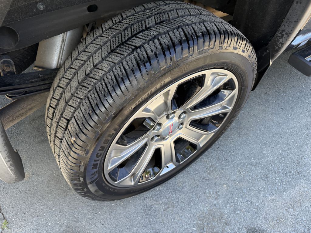 2018 GMC Sierra Image 18