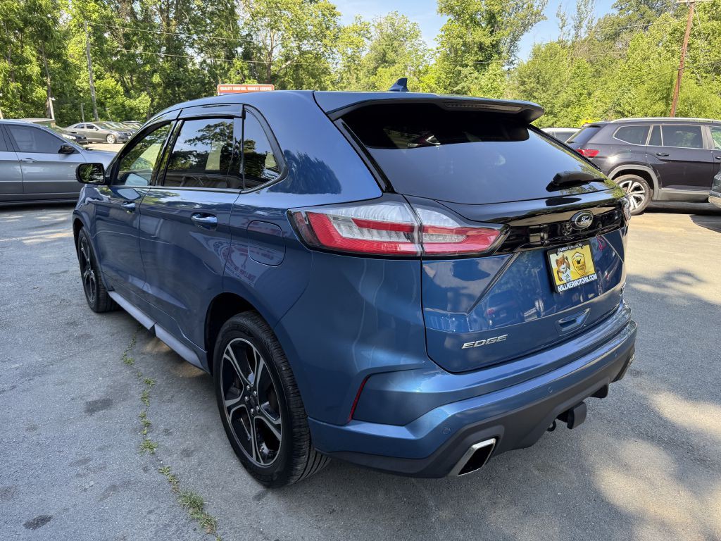 2020 Ford Edge Image 5