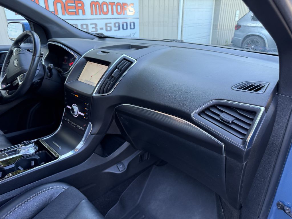 2020 Ford Edge Image 13
