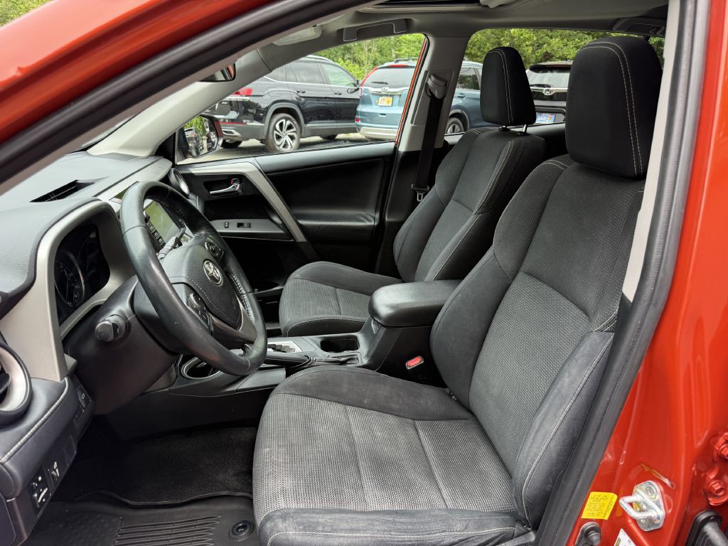 2016 Toyota Rav4 Image 10