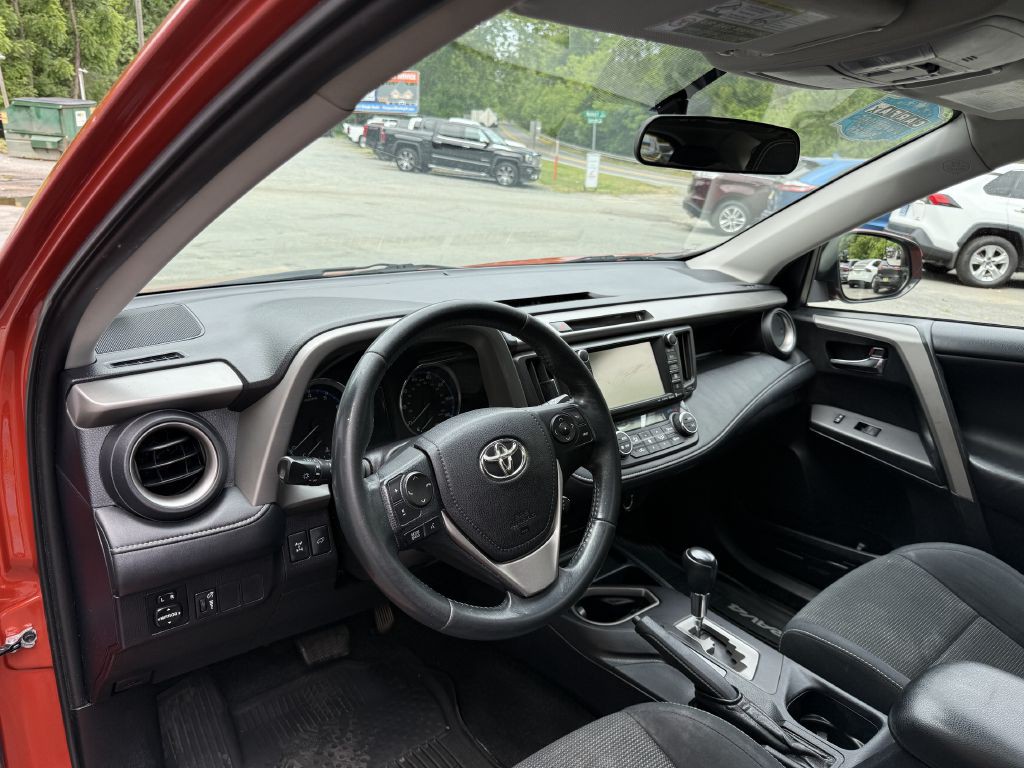 2016 Toyota Rav4 Image 11