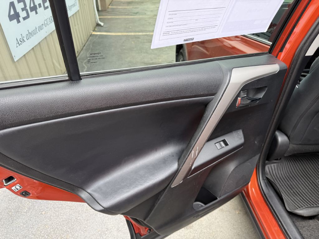 2016 Toyota Rav4 Image 13