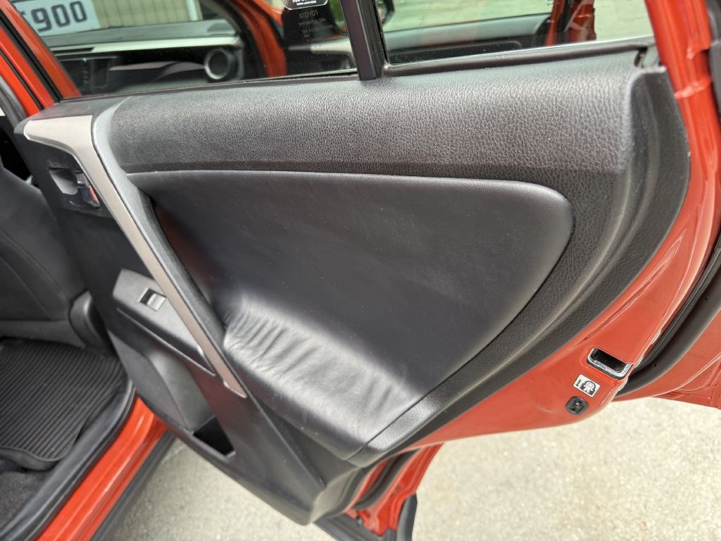 2016 Toyota Rav4 Image 16