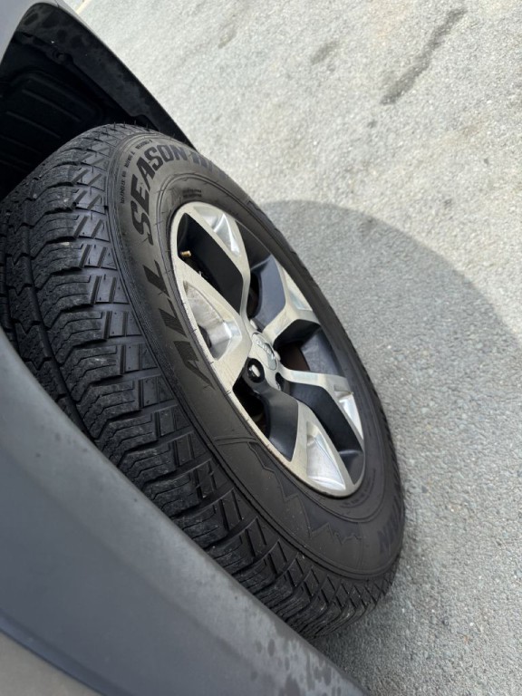 2014 Jeep Cherokee Image 20