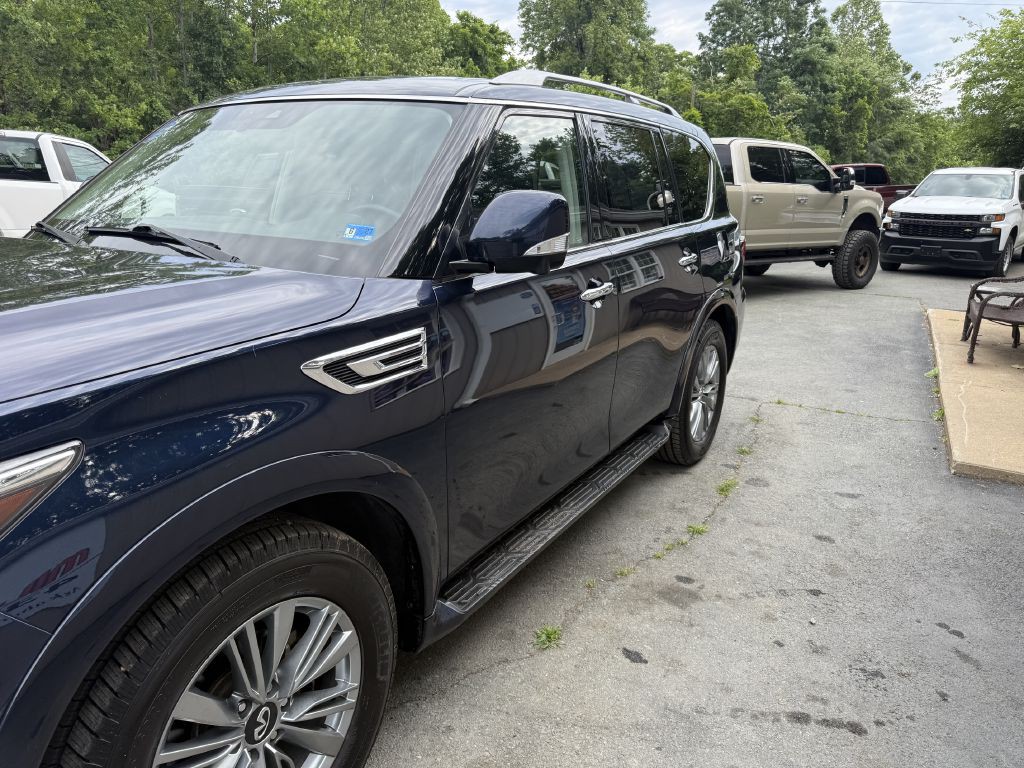 2021 INFINITI QX80 Image 5