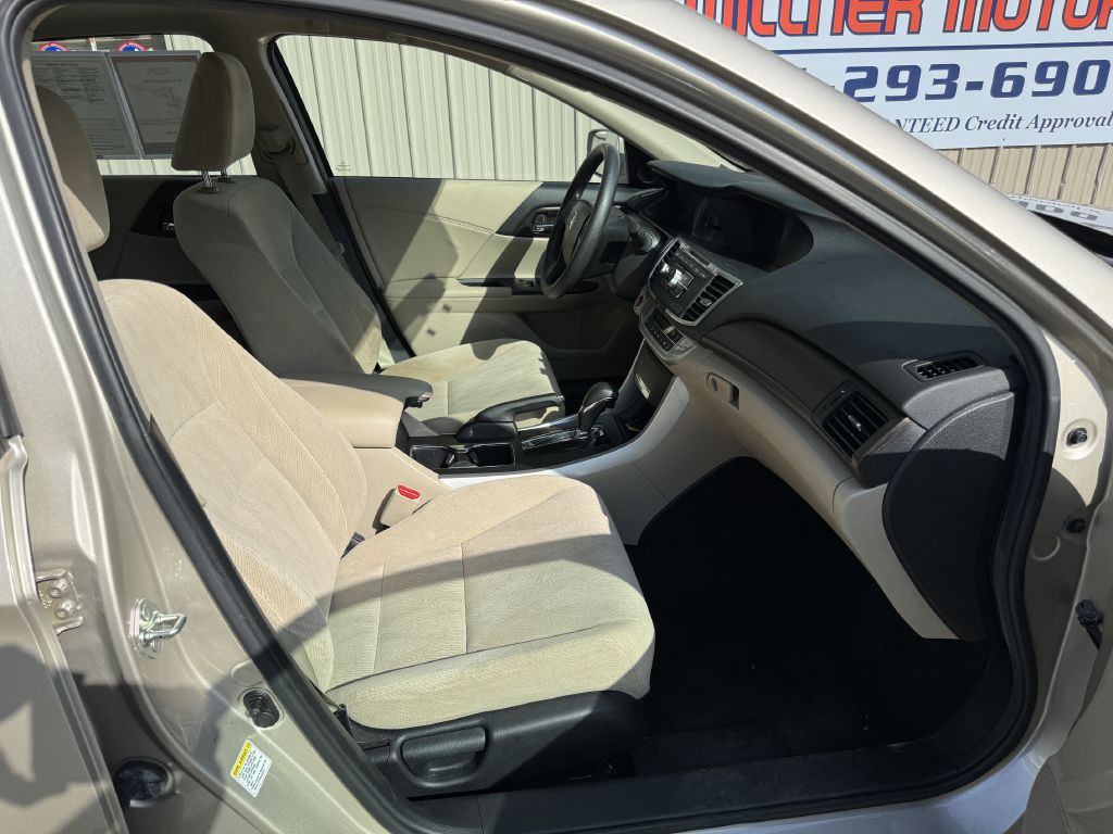 2014 Honda Accord Image 18