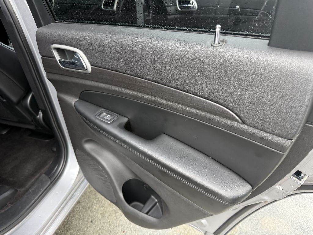 2018 Jeep Grand Cherokee Image 14