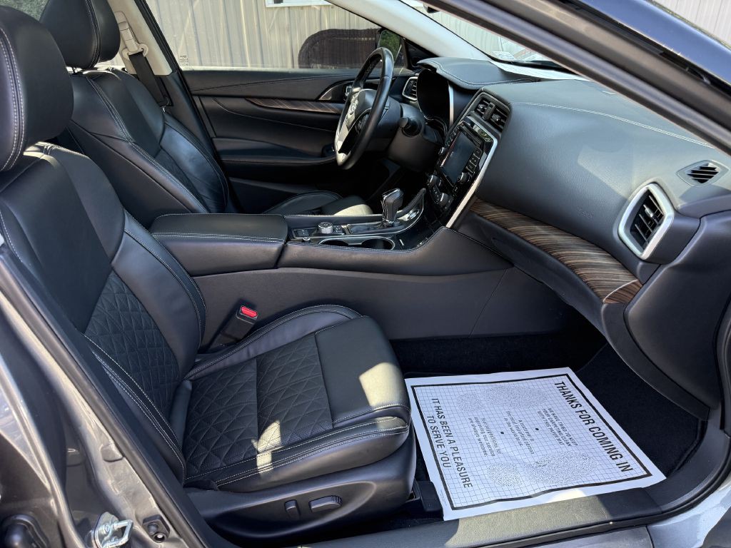 2017 Nissan Maxima Image 17