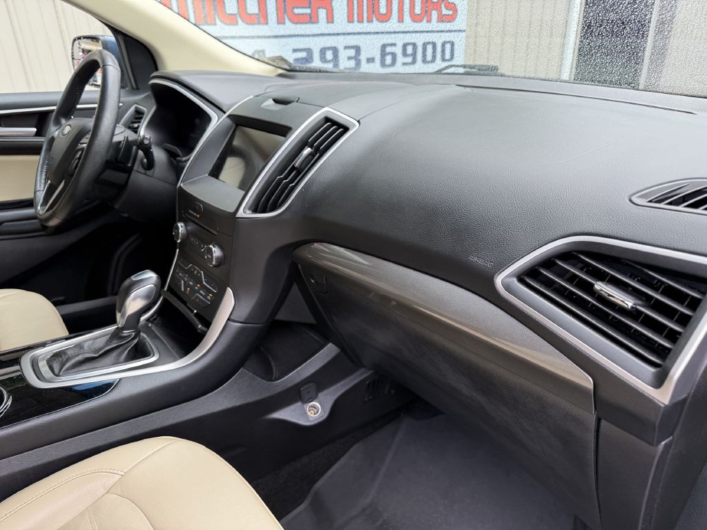 2018 Ford Edge Image 14