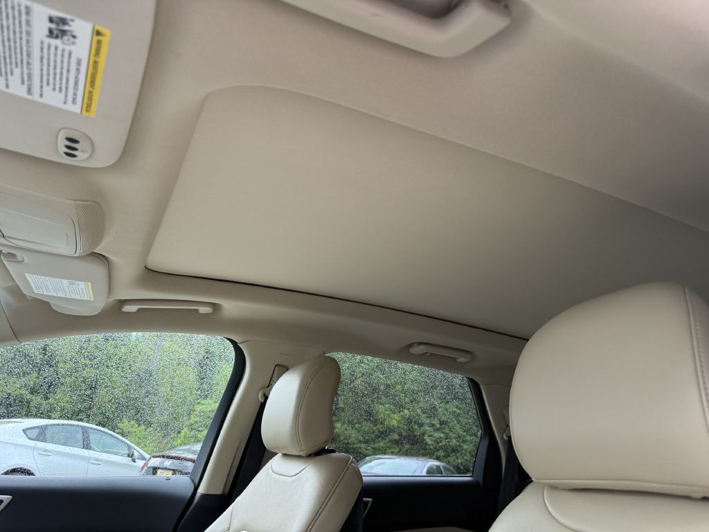 2018 Ford Edge Image 19