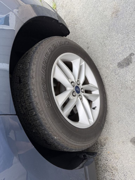 2018 Ford Edge Image 22