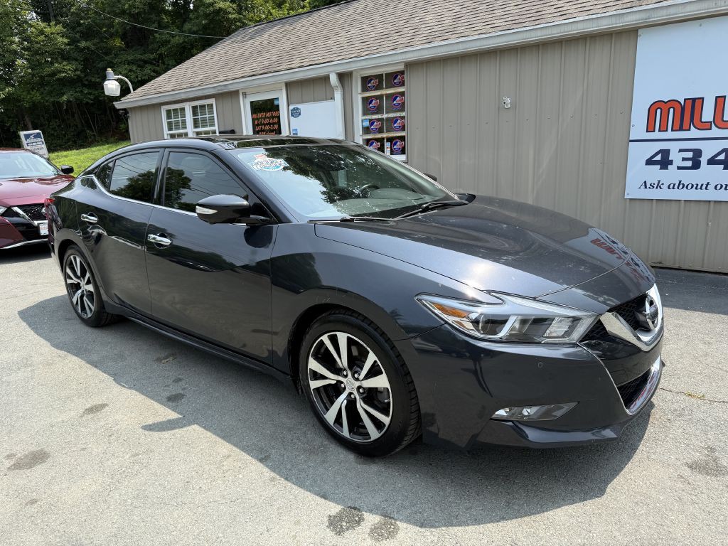 2016 Nissan Maxima Image 2