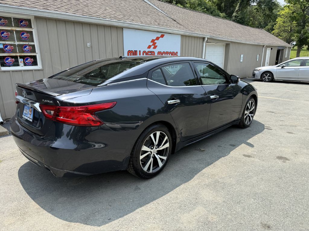 2016 Nissan Maxima Image 6