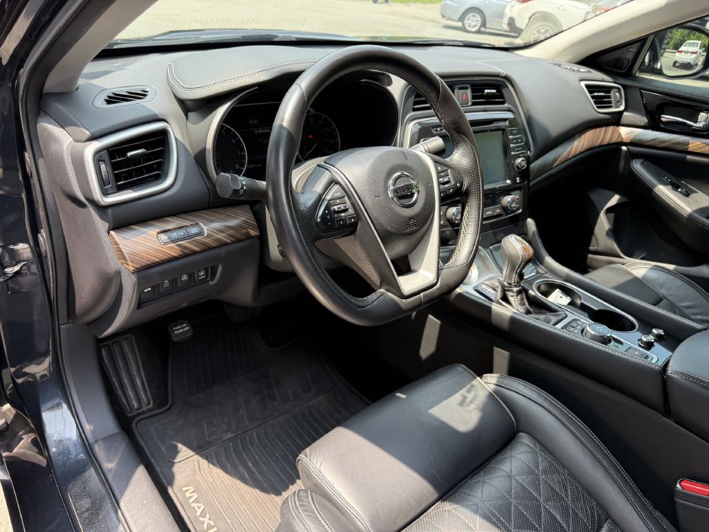 2016 Nissan Maxima Image 8