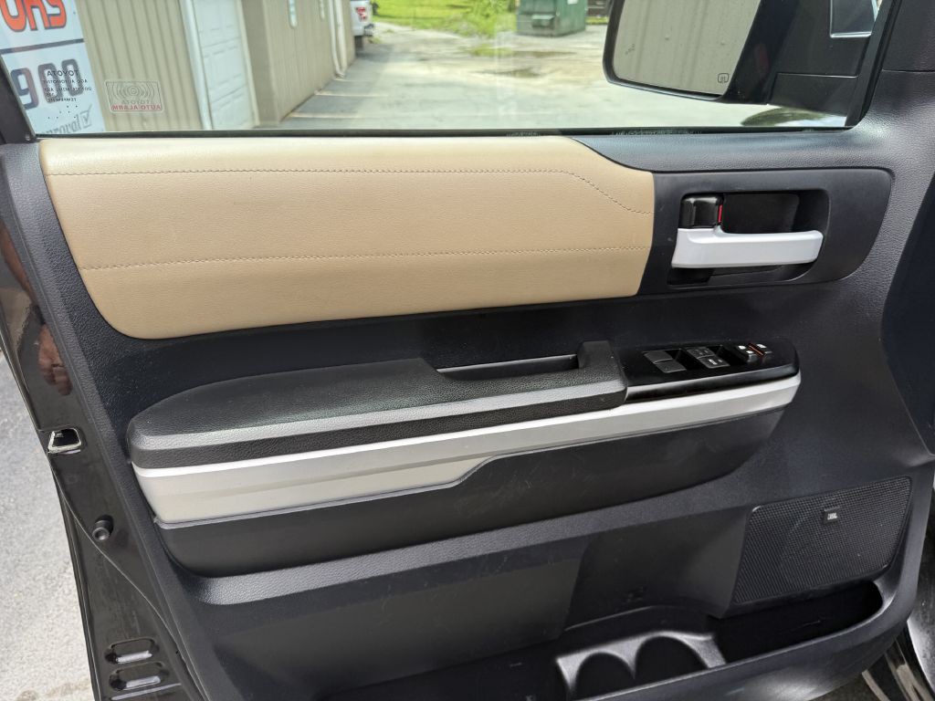 2014 Toyota Tundra Image 11