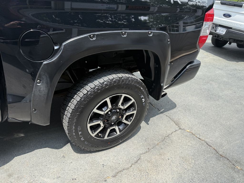 2014 Toyota Tundra Image 21
