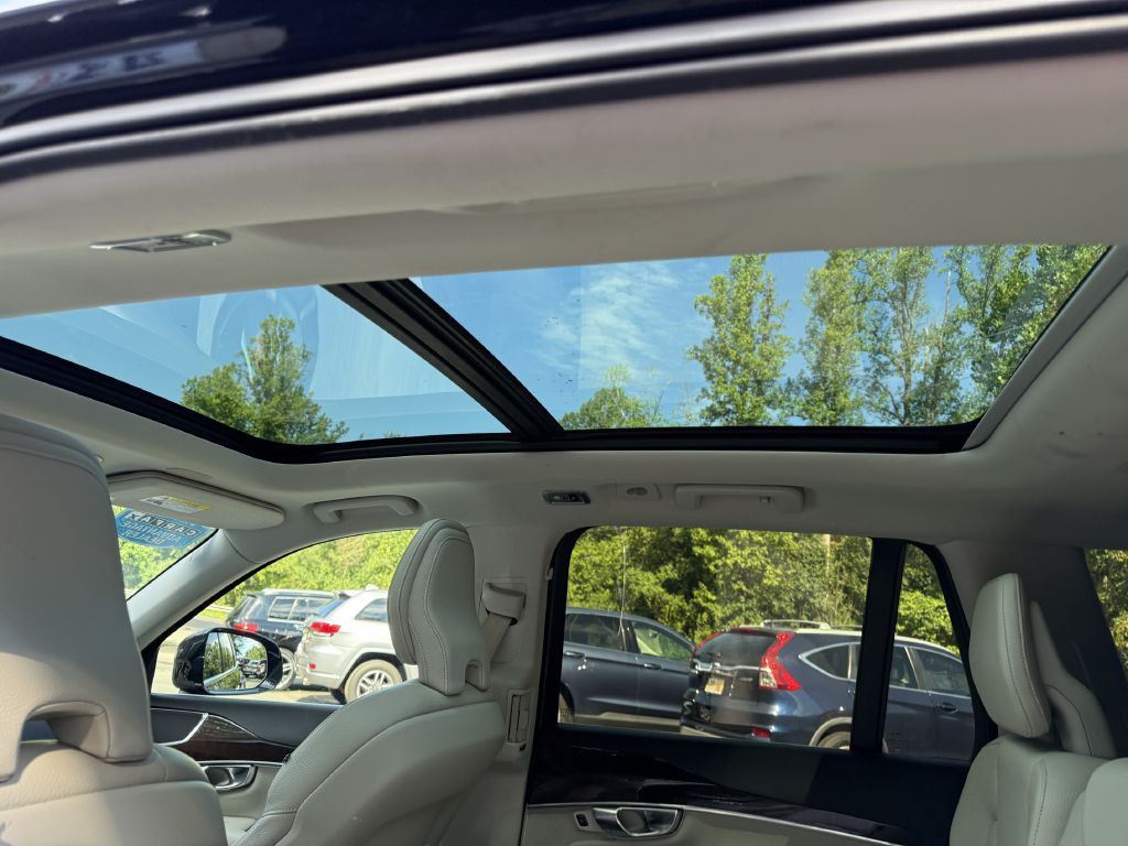 2019 Volvo XC90 Image 13