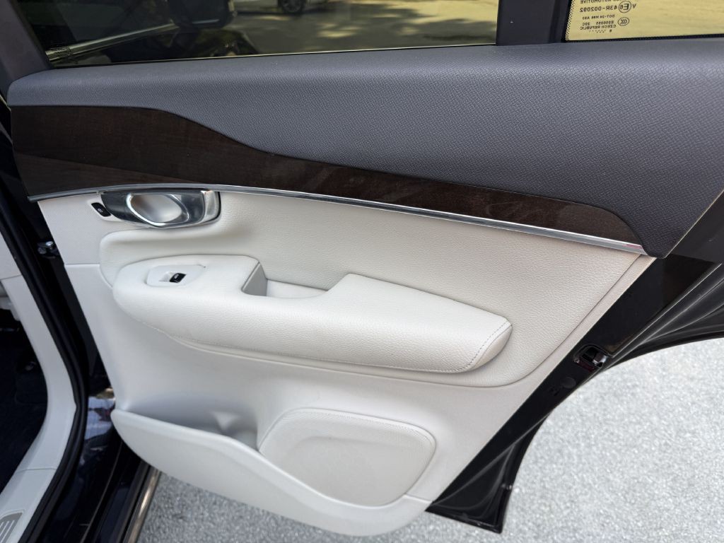 2019 Volvo XC90 Image 19