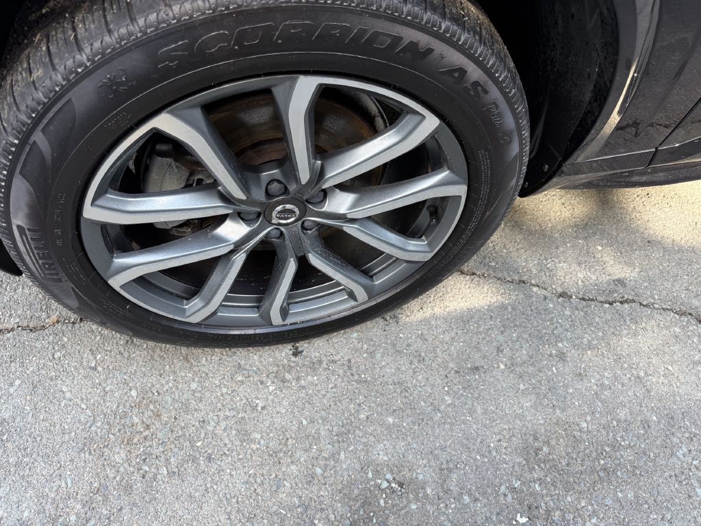 2019 Volvo XC90 Image 22