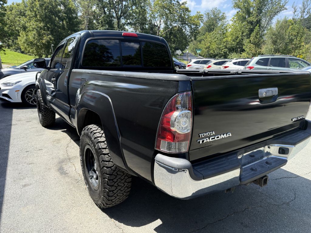 2010 Toyota Tacoma Image 4