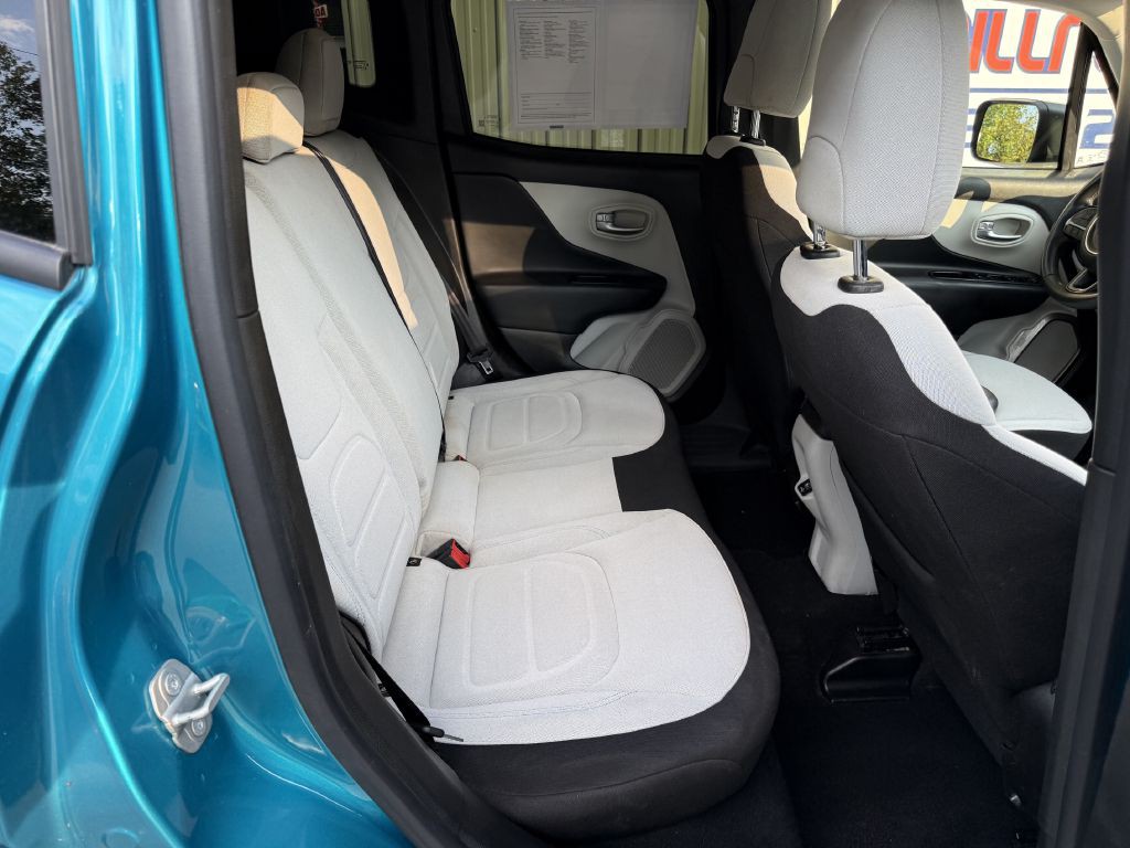 2022 Jeep Renegade Image 10