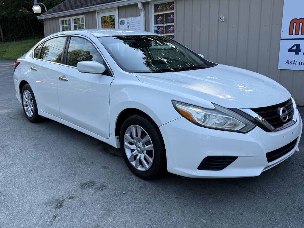 2016 Nissan Altima Image 2