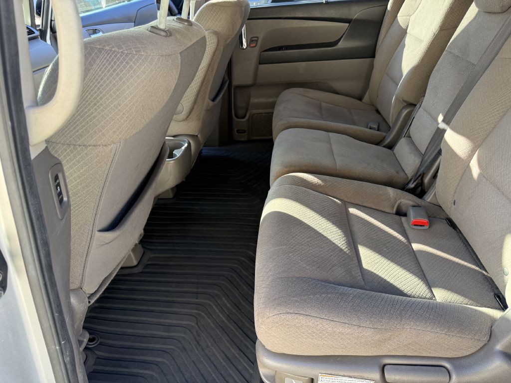 2014 Honda Odyssey Image 13