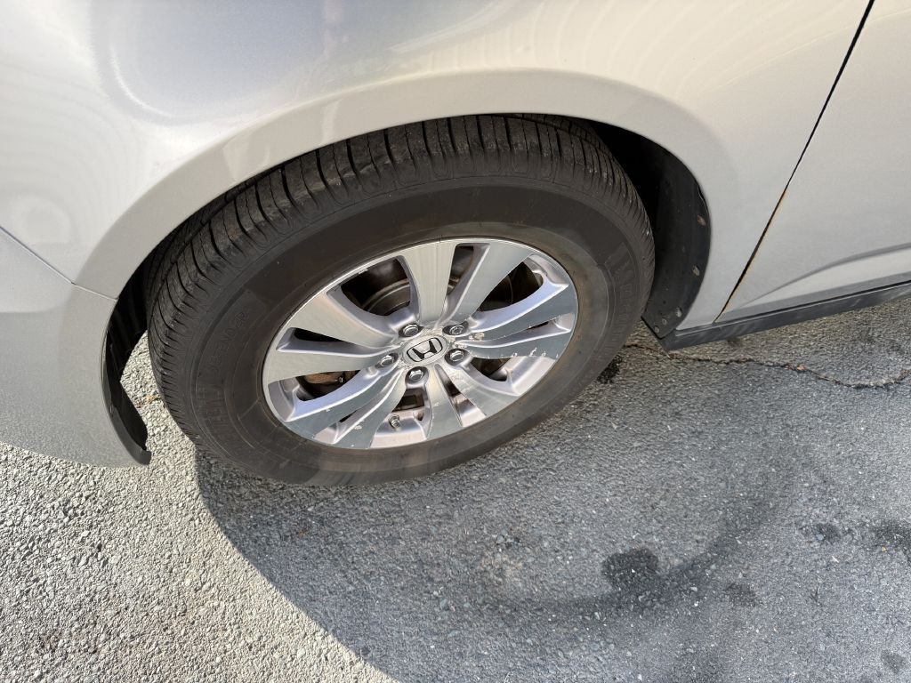 2014 Honda Odyssey Image 24