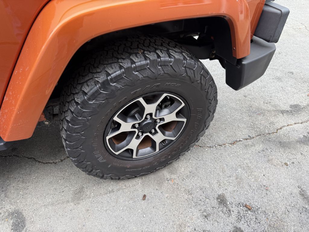 2011 Jeep Wrangler Image 17