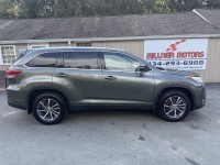 Image for 2019 Toyota Highlander SE ID: 7667239